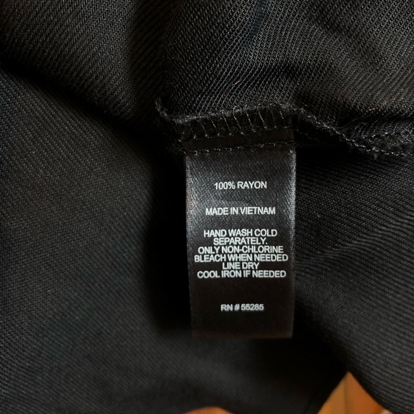 Express Crop Button Down Shirt - Picture 4 of 4